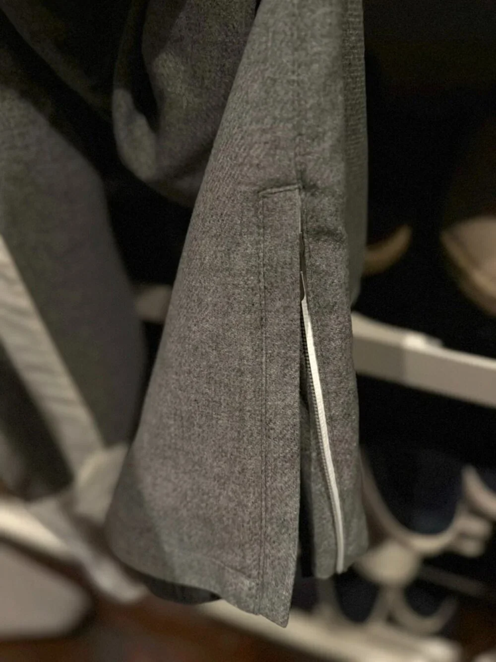 Brunello Cucinelli men's ski trousers in grey and white wool/cashmere/silk, size